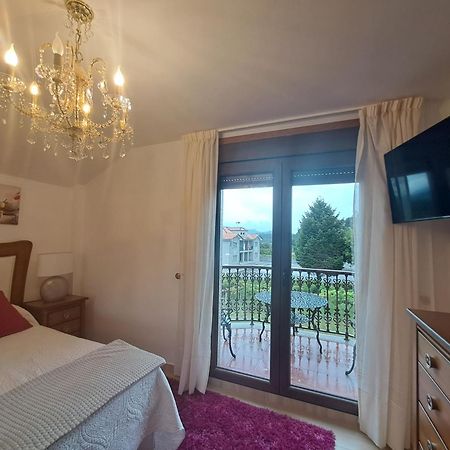 فيلا Casa Victoria Garden Con Jacuzzi Y Piscina كالداس دي ريس المظهر الخارجي الصورة