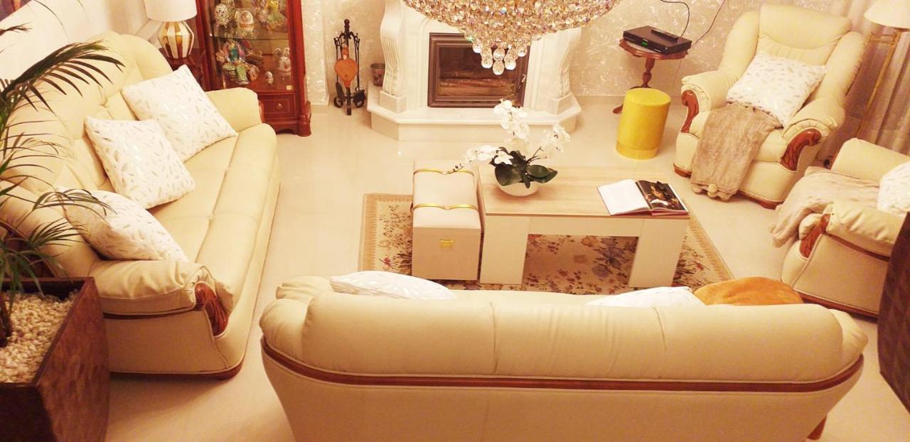 فيلا Casa Victoria Garden Con Jacuzzi Y Piscina كالداس دي ريس المظهر الخارجي الصورة