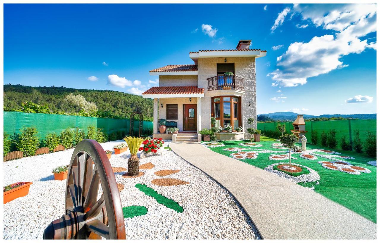 فيلا Casa Victoria Garden Con Jacuzzi Y Piscina كالداس دي ريس المظهر الخارجي الصورة