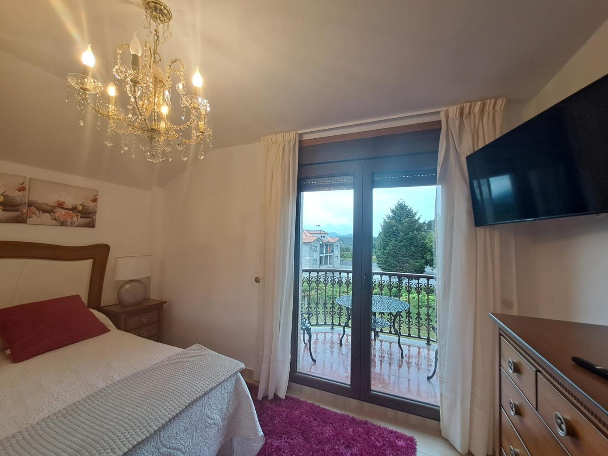 فيلا Casa Victoria Garden Con Jacuzzi Y Piscina كالداس دي ريس المظهر الخارجي الصورة