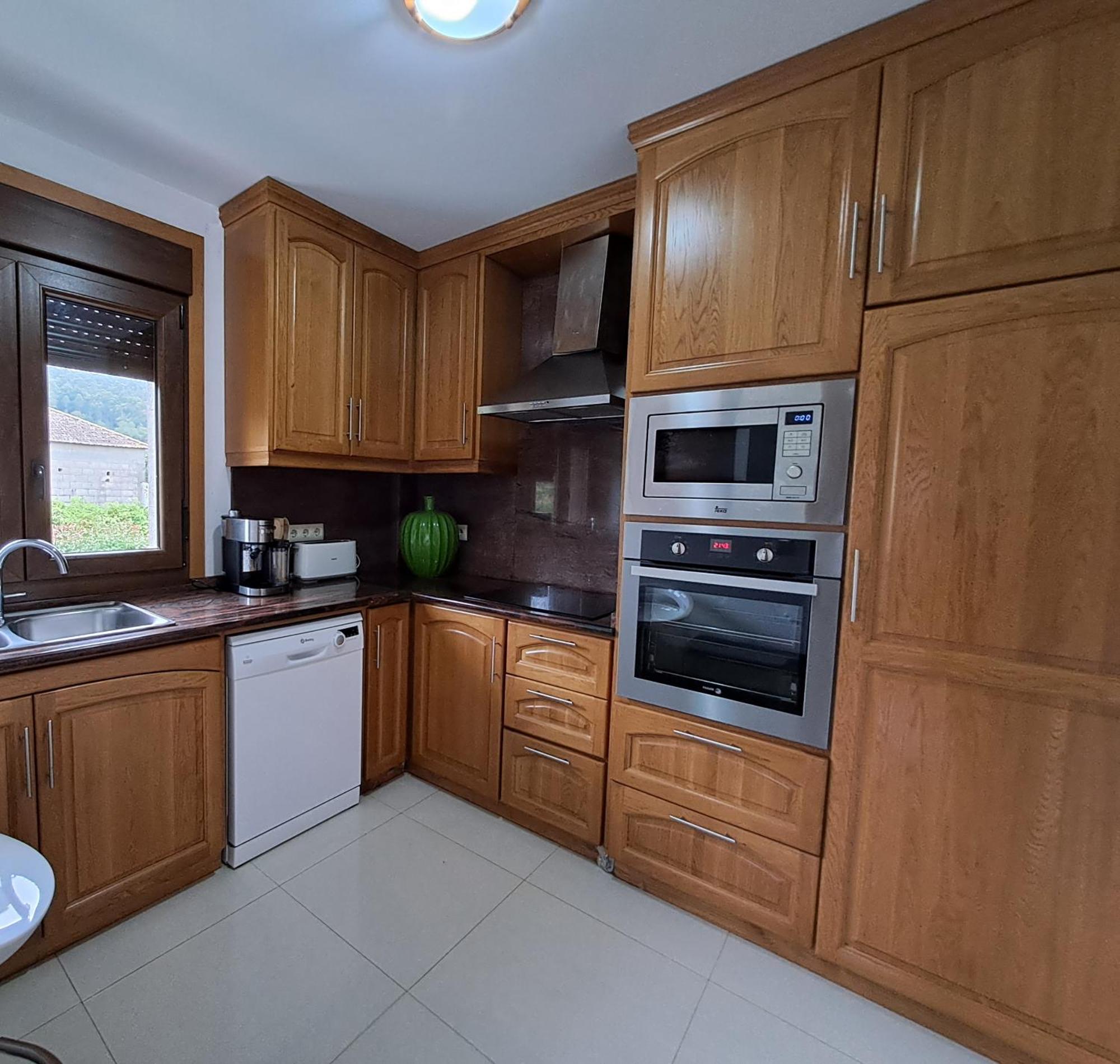 فيلا Casa Victoria Garden Con Jacuzzi Y Piscina كالداس دي ريس المظهر الخارجي الصورة