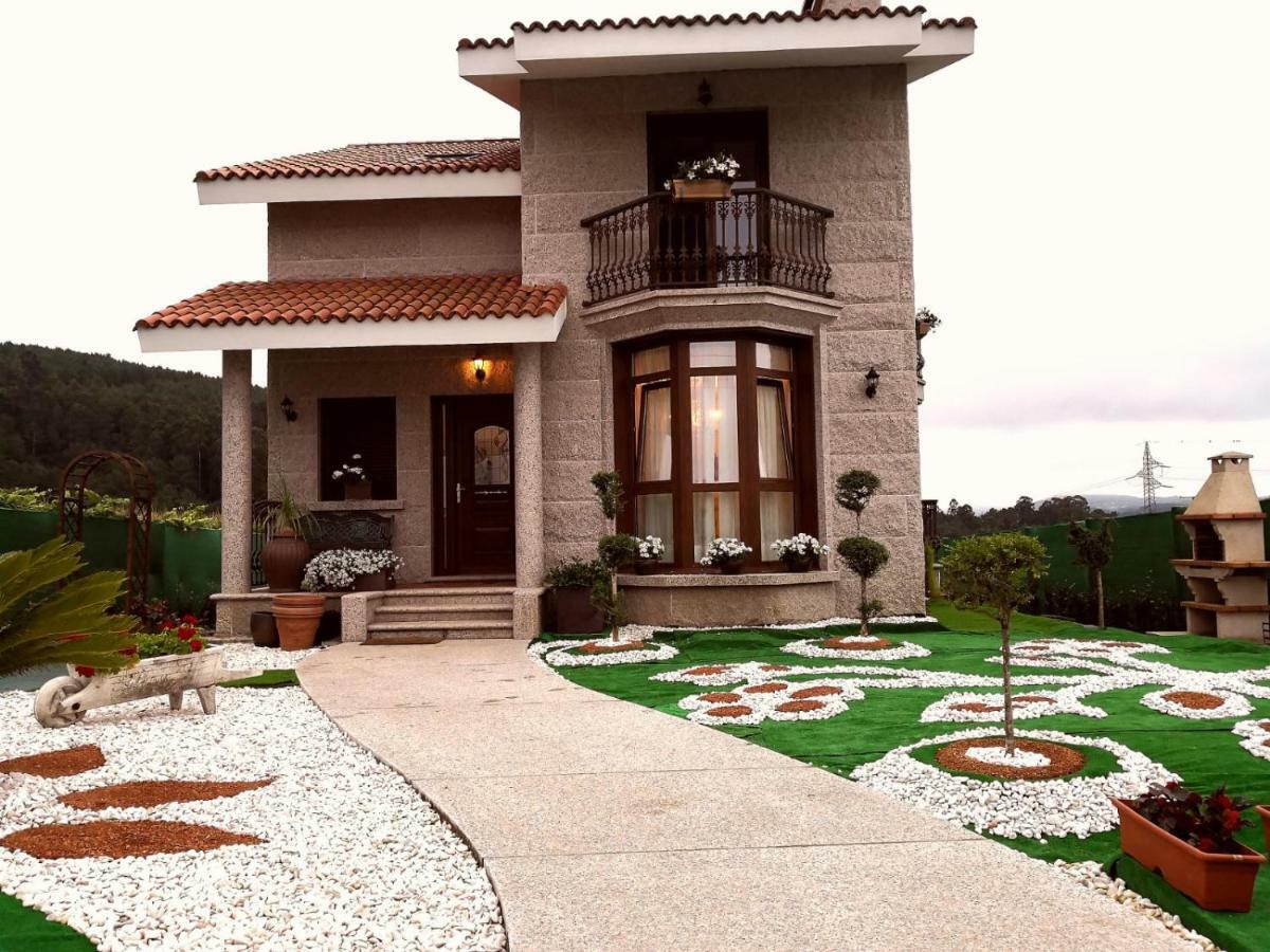 فيلا Casa Victoria Garden Con Jacuzzi Y Piscina كالداس دي ريس المظهر الخارجي الصورة